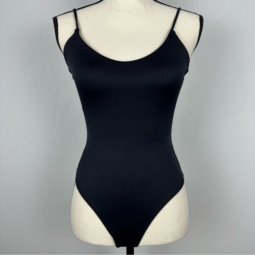 WINDSOR black v-neck thong bodysuit - size Medium